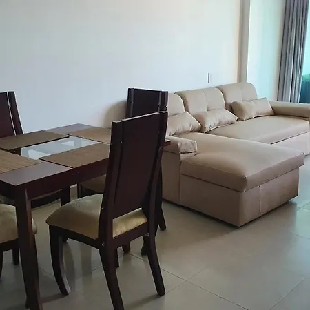 Apartamento En El Sector El Laguito Cartagena
